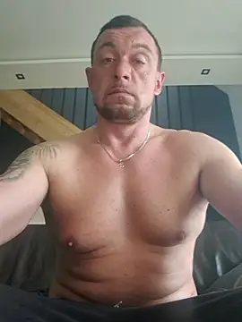 Snapshot of waldik083 chatting on March 1, 10:24 am waldik083 online show from March 1, 10:24 am