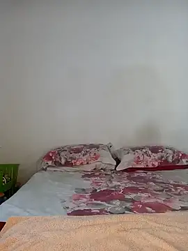 Missvixen81 online show from March 3, 5:03 am