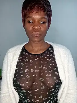 Missvixen81 online show from May 20, 4:53 am
