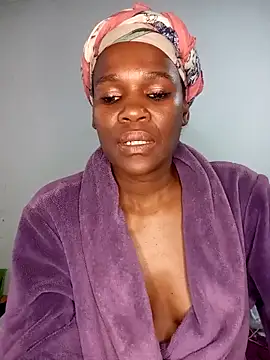 Missvixen81 online show from April 24, 5:20 am