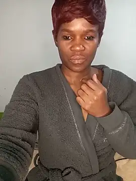 Missvixen81 online show from May 13, 4:52 am