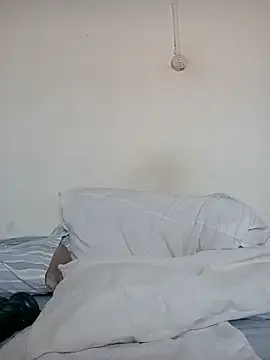 Missvixen81 online show from October 17, 4:49 am