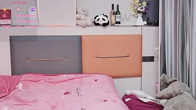 guoguo7777777 online show from October 30, 10:50 pm