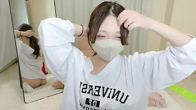 mami-pokoch online show from November 7, 12:31 pm