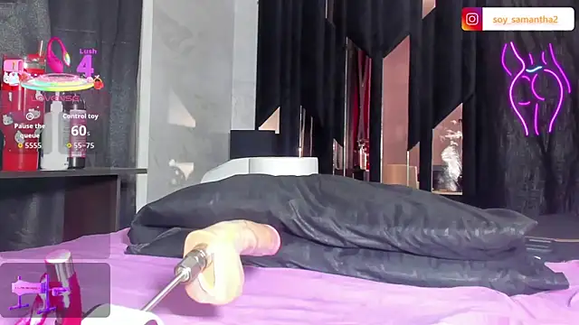 sweetiepeach  online show from April 23, 2:18 am