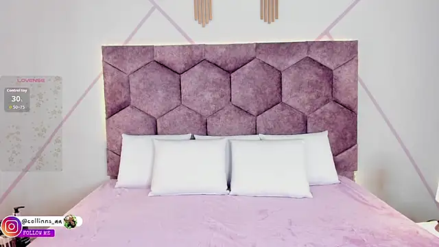 aurora collinss  online show from October 9, 12:38 pm