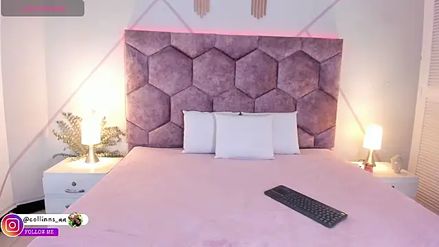 aurora collinss  online show from February 26, 12:38 pm