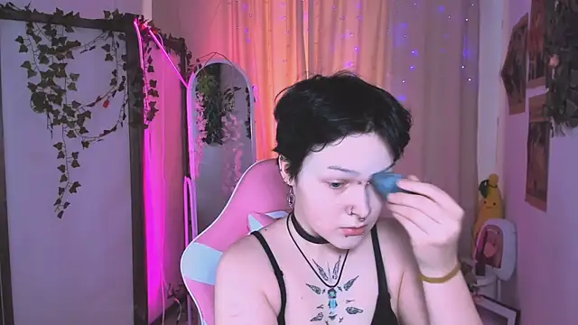 NicoleFlloret online show from March 21, 5:43 am