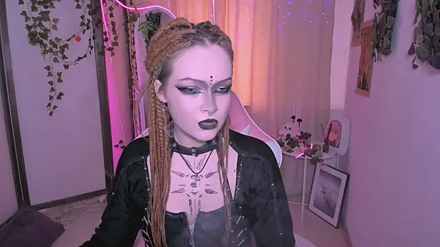 NicoleFlloret online show from March 4, 11:08 am