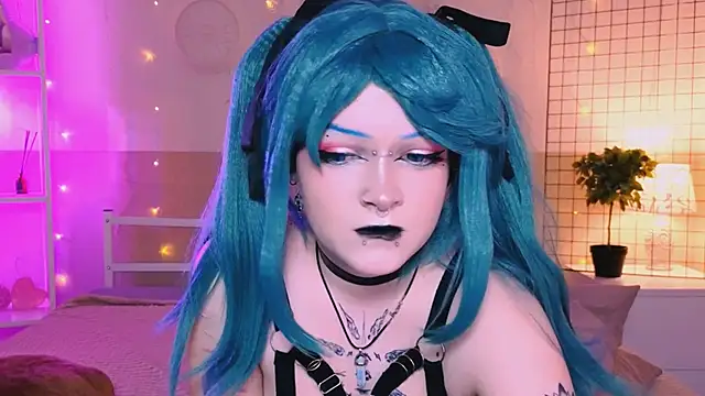 NicoleFlloret online show from March 22, 11:53 am