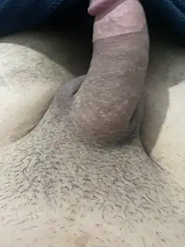 Snapshot of Iliase chatting on November 6, 9:02 am Iliase online show from November 6, 9:02 am