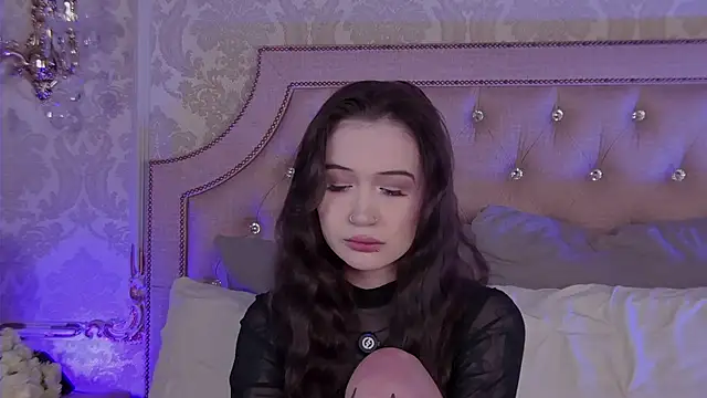 HeatherSweet  online show from February 5, 5:31 pm