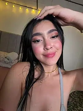 JulesBenett online show from February 10, 11:48 pm