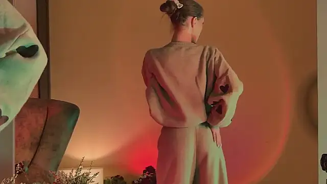 Amanda River online show from September 14, 7:58 pm