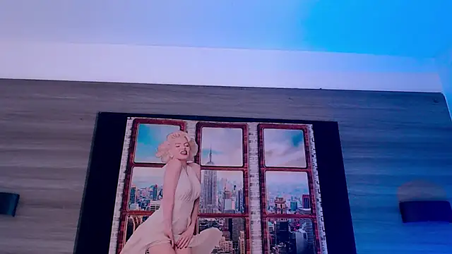 SashaNova online show from October 7, 4:02 am