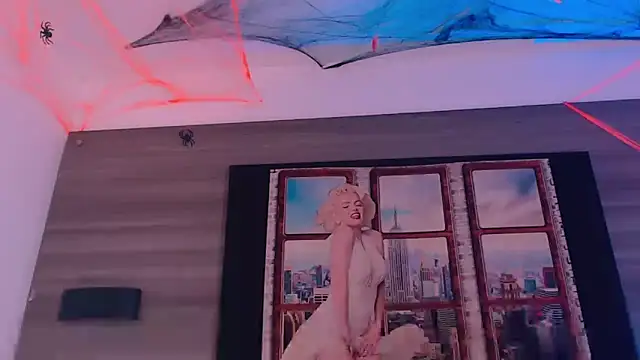 SashaNova online show from October 15, 6:00 am