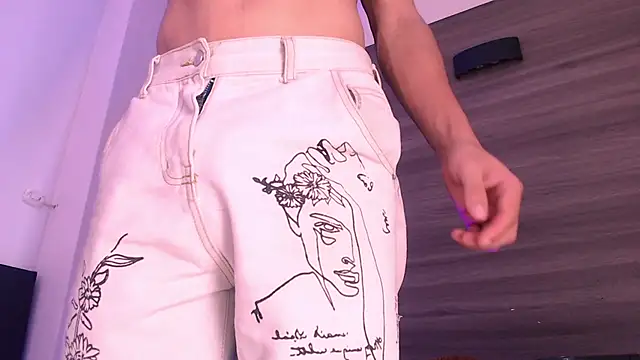 SashaNova online show from January 17, 5:22 am