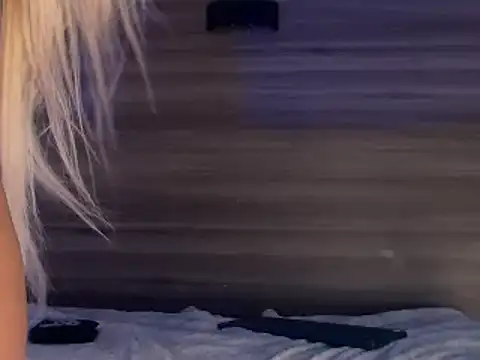 SashaNova online show from March 21, 5:11 am