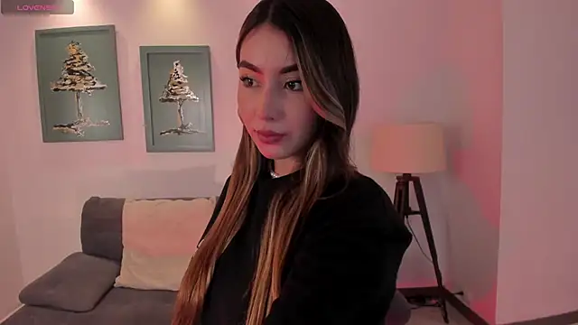 MaddisonCollins online show from November 12, 8:45 pm