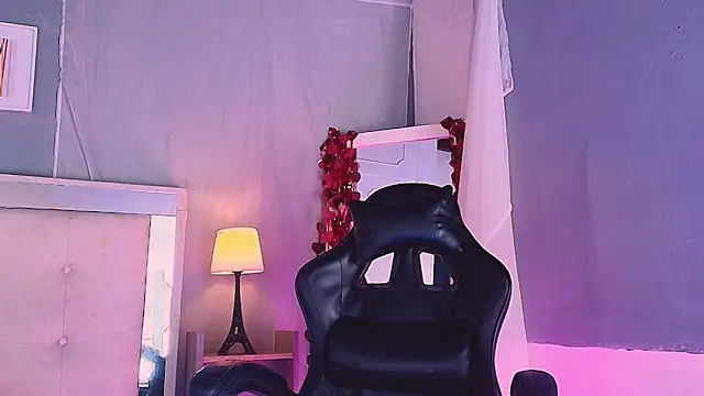 Emily Castillo 1 online show from February 28, 5:29 am