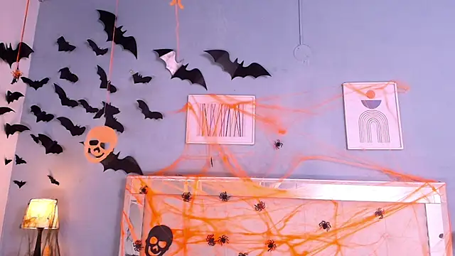 Emily Castillo 1 online show from October 29, 5:06 am