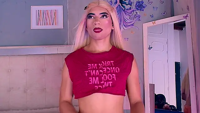 Emily Castillo 1 online show from May 18, 5:23 am