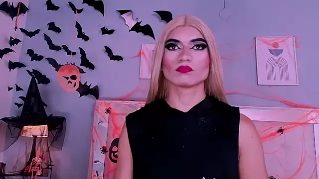 Emily Castillo 1 online show from November 2, 5:23 am