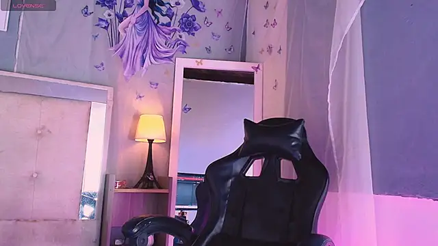 Emily Castillo 1 online show from April 11, 4:53 am