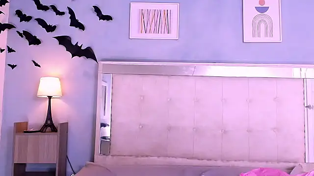 Emily Castillo 1 online show from November 6, 5:55 am