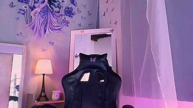 Emily Castillo 1 online show from March 9, 5:55 am