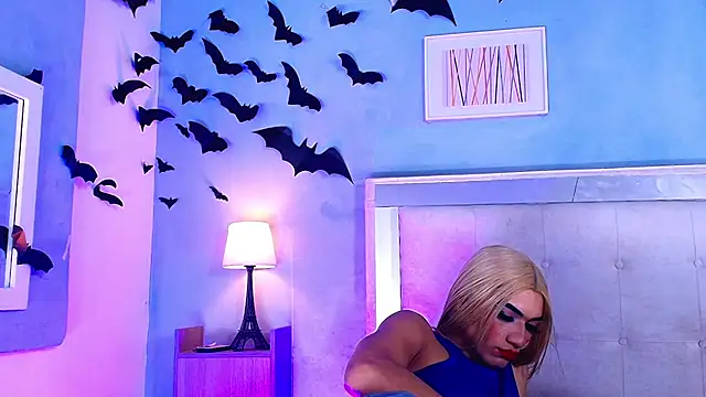 Emily Castillo 1 online show from November 7, 4:17 am