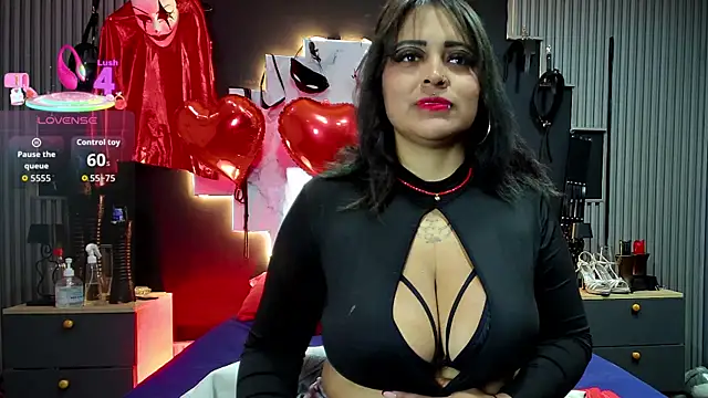 Sarah917 online show from February 25, 7:47 pm