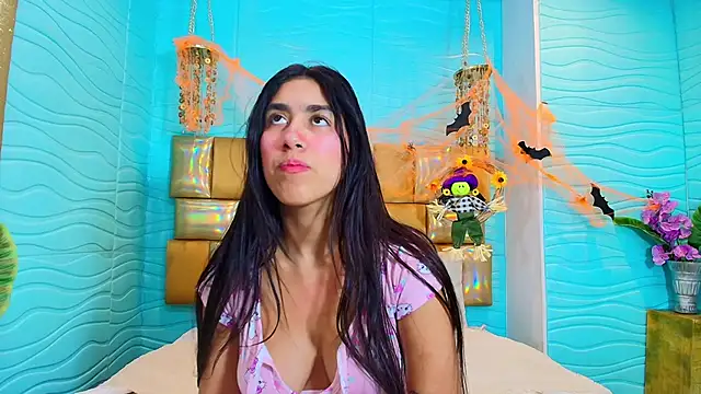 Mia Montess online show from October 25, 12:17 pm