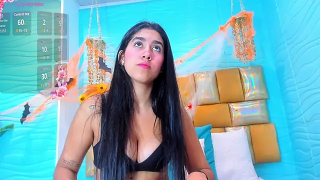 Mia Montess online show from November 1, 12:54 pm