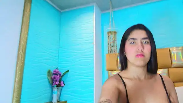 Mia Montess online show from November 27, 12:38 pm