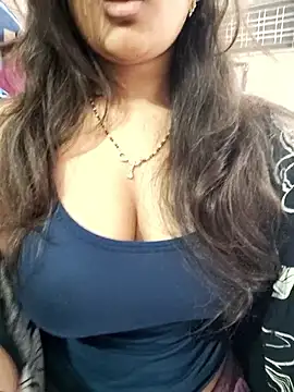Snapshot of Miss_Love25 chatting on June 11, 4:20 am Miss Love25 online show from June 11, 4:20 am