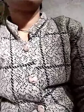 Snapshot of Maidangirl chatting on December 3, 2:56 am Maidangirl online show from December 3, 2:56 am