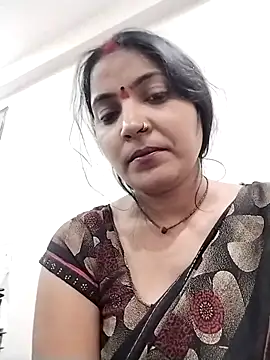 Snapshot of Maidangirl chatting on November 9, 2:10 pm Maidangirl online show from November 9, 2:10 pm