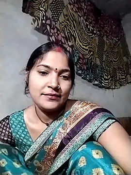 Snapshot of Maidangirl chatting on December 17, 3:33 am Maidangirl online show from December 17, 3:33 am