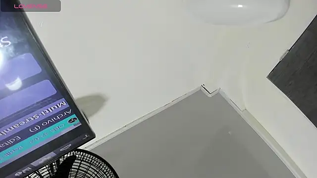 i am karoll online show from November 11, 7:08 pm