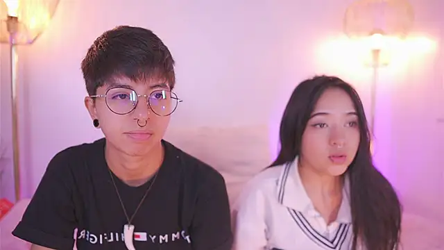 Snapshot of tommy_blue chatting on January 14, 12:36 am tommy blue online show from January 14, 12:36 am