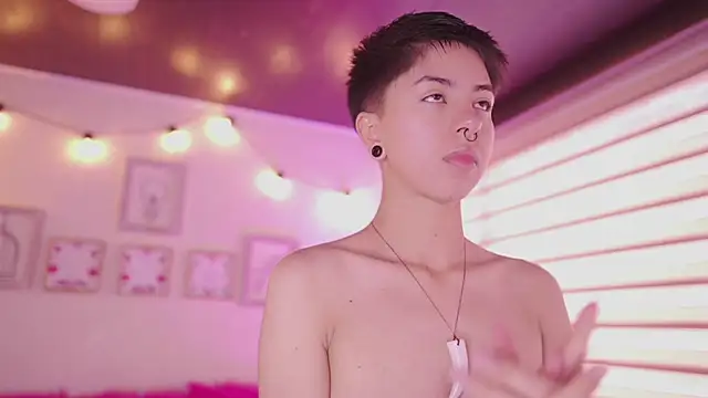 tommy blue online show from April 10, 1:51 pm