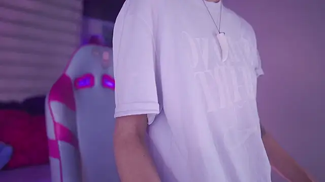 tommy blue online show from April 1, 1:19 am