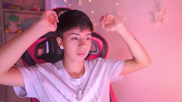 tommy blue online show from March 24, 11:05 pm