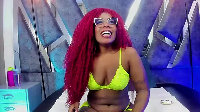 CandyMartinez  online show from November 26, 7:36 pm