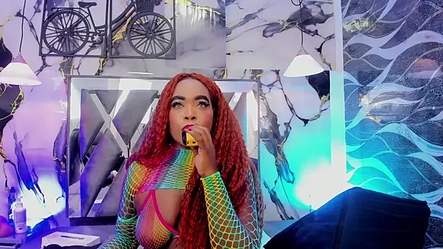 CandyMartinez  online show from June 25, 8:25 pm