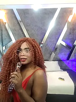 CandyMartinez  online show from September 23, 8:05 pm
