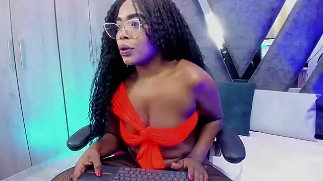 CandyMartinez  online show from October 23, 6:28 pm