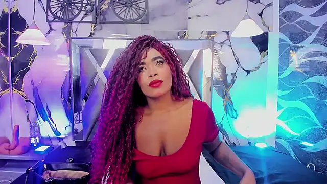 CandyMartinez  online show from June 1, 8:30 pm