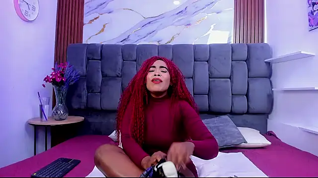 CandyMartinez  online show from November 22, 3:33 pm